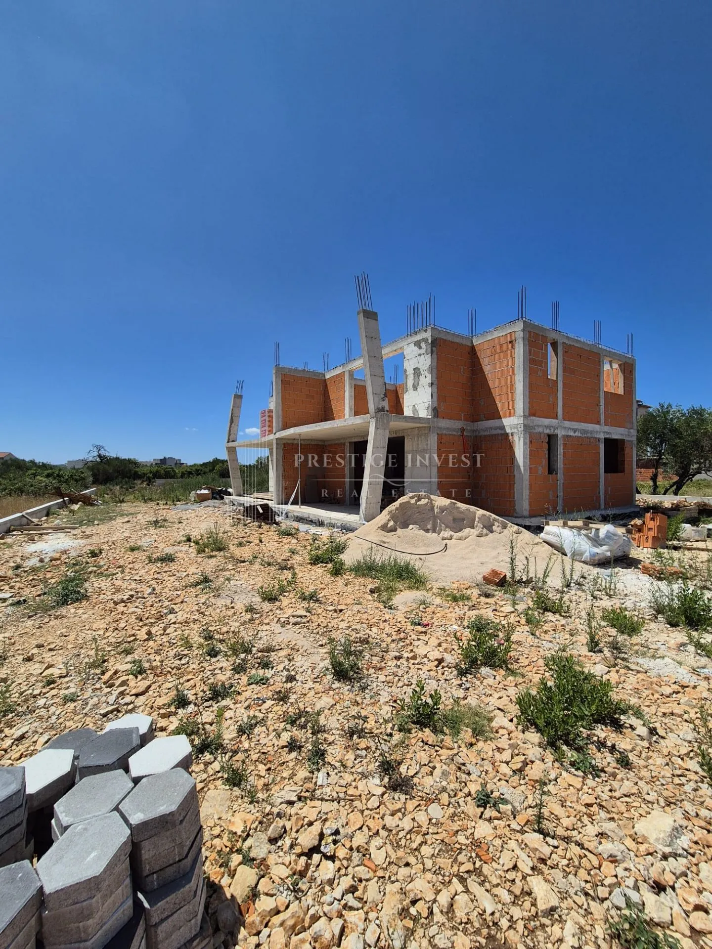 SUKOŠAN- S1 Dvosoban stan s vrtom - cover