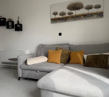 ZADAR- Petrići- Trosoban stan s krovnom terasom - cover