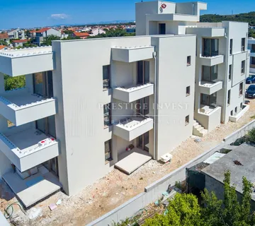 BIBINJE- S4- Dvosoban stan 1.kat- 80m od mora