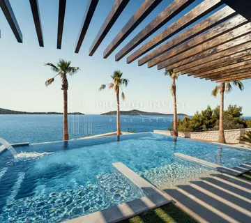 ROGOZNICA- LUKSUZNA VILA prvi red uz more - cover