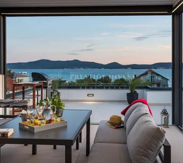 Luksuzan Penthouse s krovnom terasom-230m2- DRUGI RED UZ MORE - Sukošan