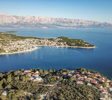 Građevinsko zemljište s otvorenim pogledom na more, Sumartin, 608 m2 - cover