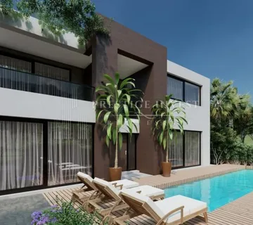 PRIVLAKA-VILLA S BAZENOM, 150 m OD MORA