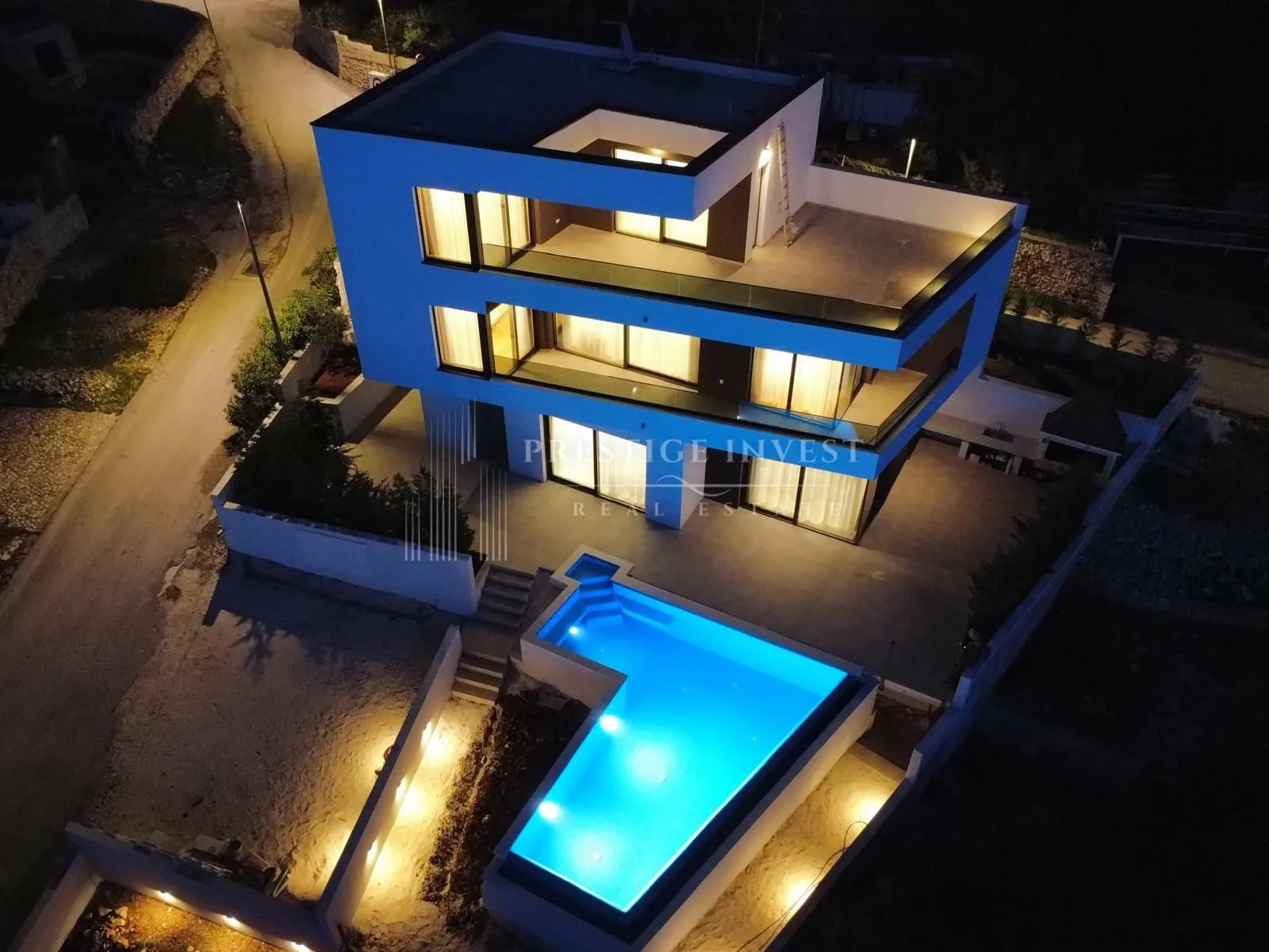 ROGOZNICA- Luksuzna vila - blizina mora, okolica Rogoznice - cover