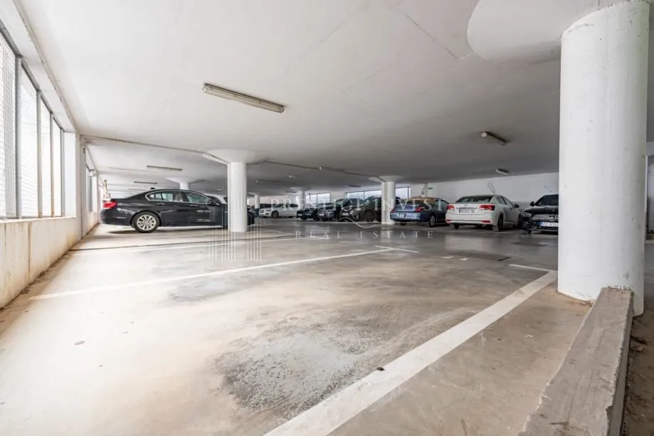 VIŠNJIK- Trosoban stan s garažom- 125.5m2 - cover