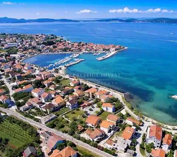 Građevinsko zemljište- ind.zona 5.000m2 - pogled na more - cover