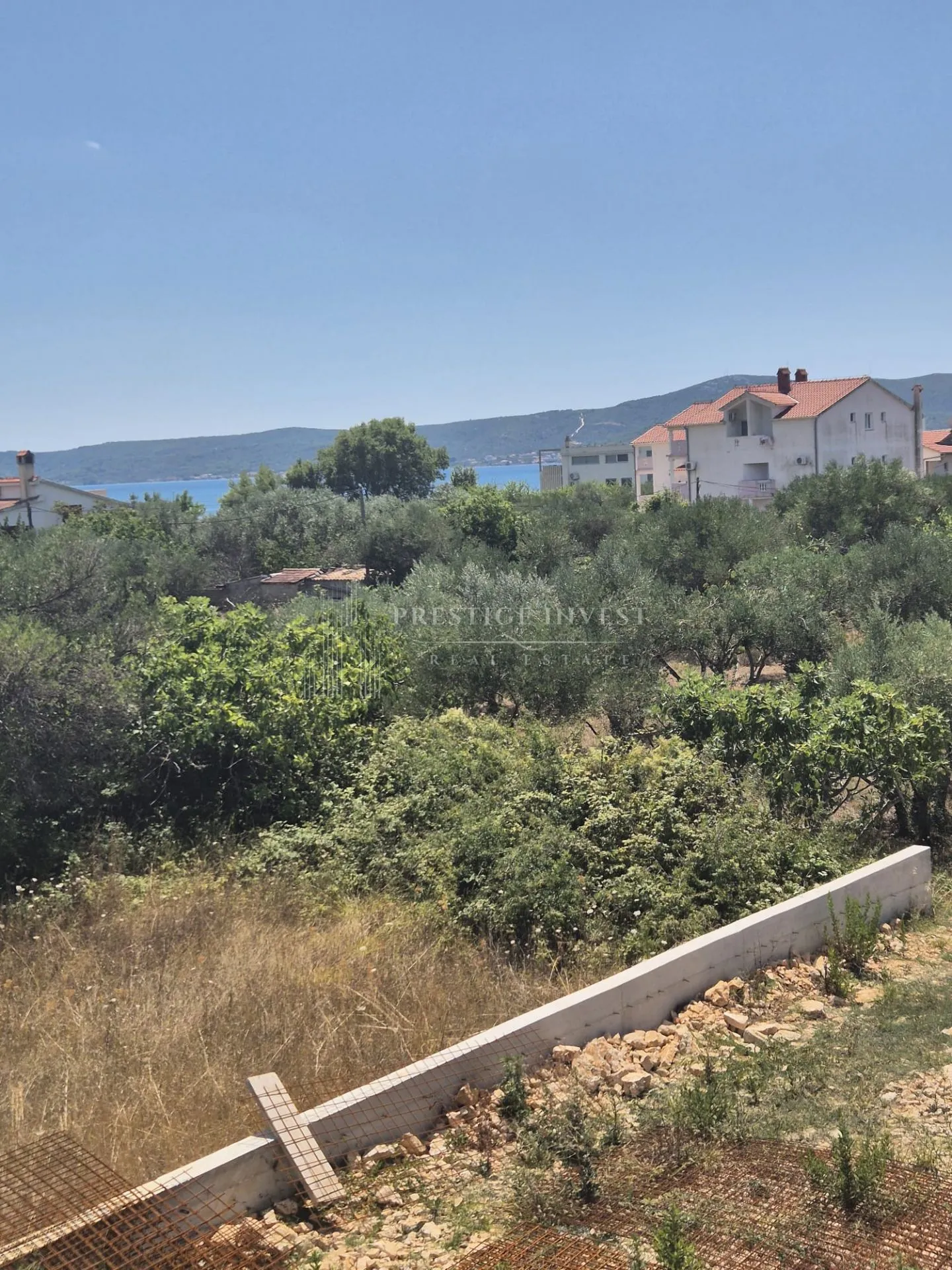 SUKOŠAN- S2- DVOSOBAN STAN- blizina mora - cover