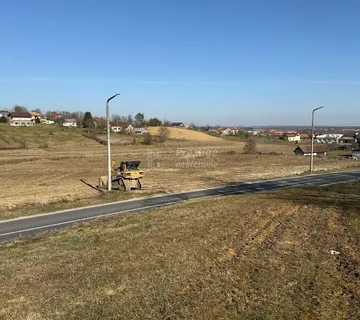 Iznajmljivanje građevinskog zemljišta 4409m2,Sveta Helena - Sveta Helena, Sveti Ivan Zelina