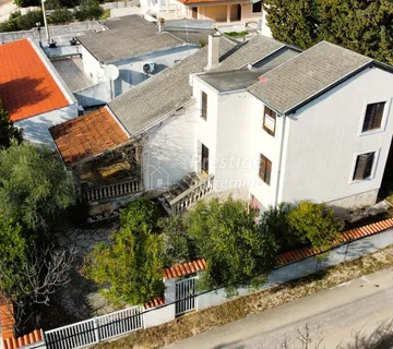 Crna Punta, kuća 20 metara od plaže, 164m2 - cover