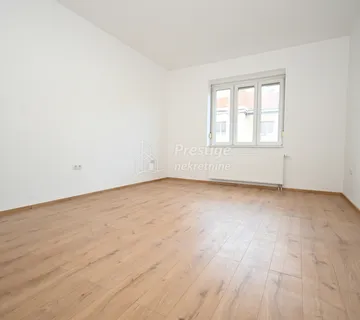 Martićeva, kompletno renoviran 87m2, NAJAM - cover