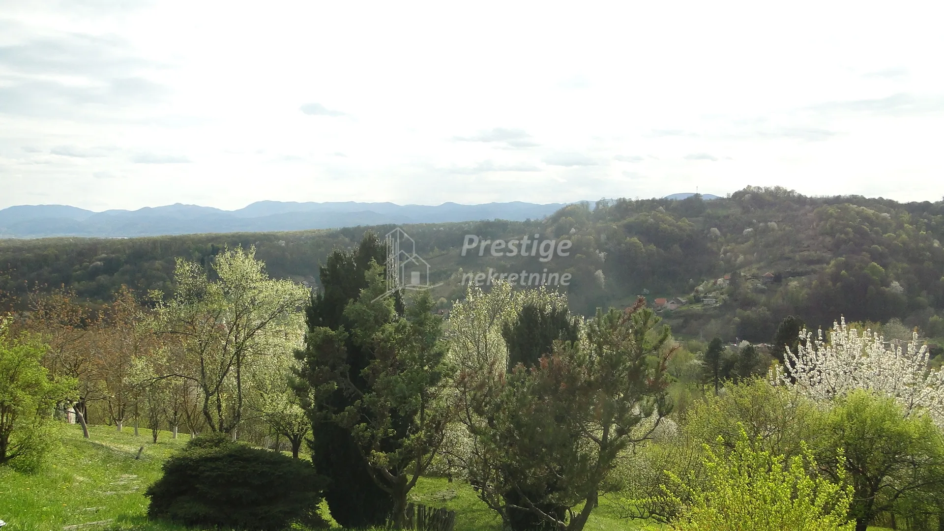 Trstenik, građevinsko zemljište, 992m2 - cover