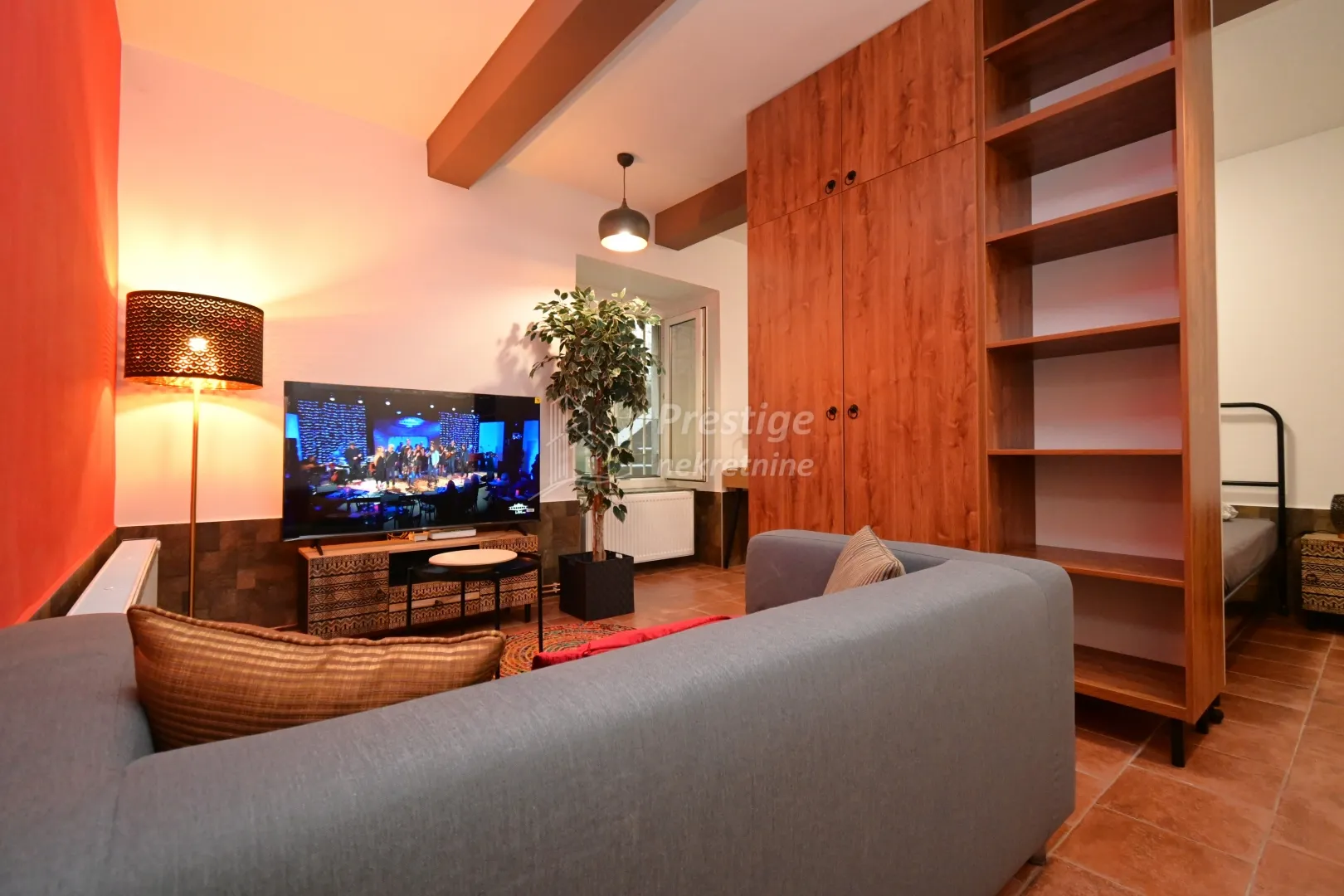 Gundulićeva, renoviran stan 34m2 - cover