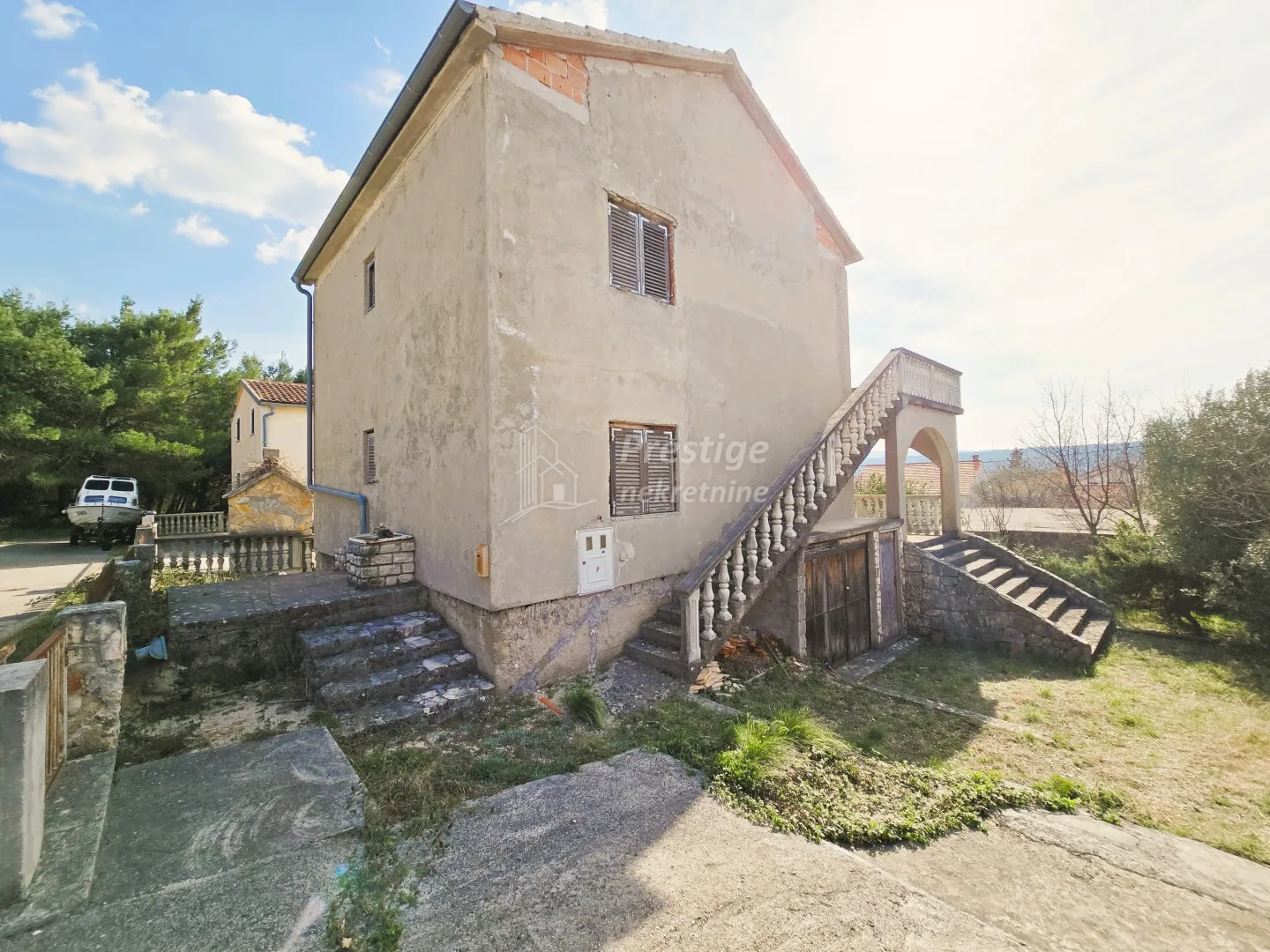 Crna Punta, prostrana kuća nedaleko plaže - cover