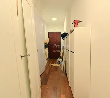 Dvosoban stan s garažom – Ogrizovićeva ulica, Trešnjevka - cover