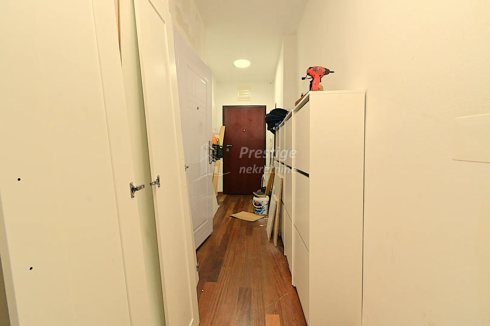 Dvosoban stan s garažom – Ogrizovićeva ulica, Trešnjevka - cover