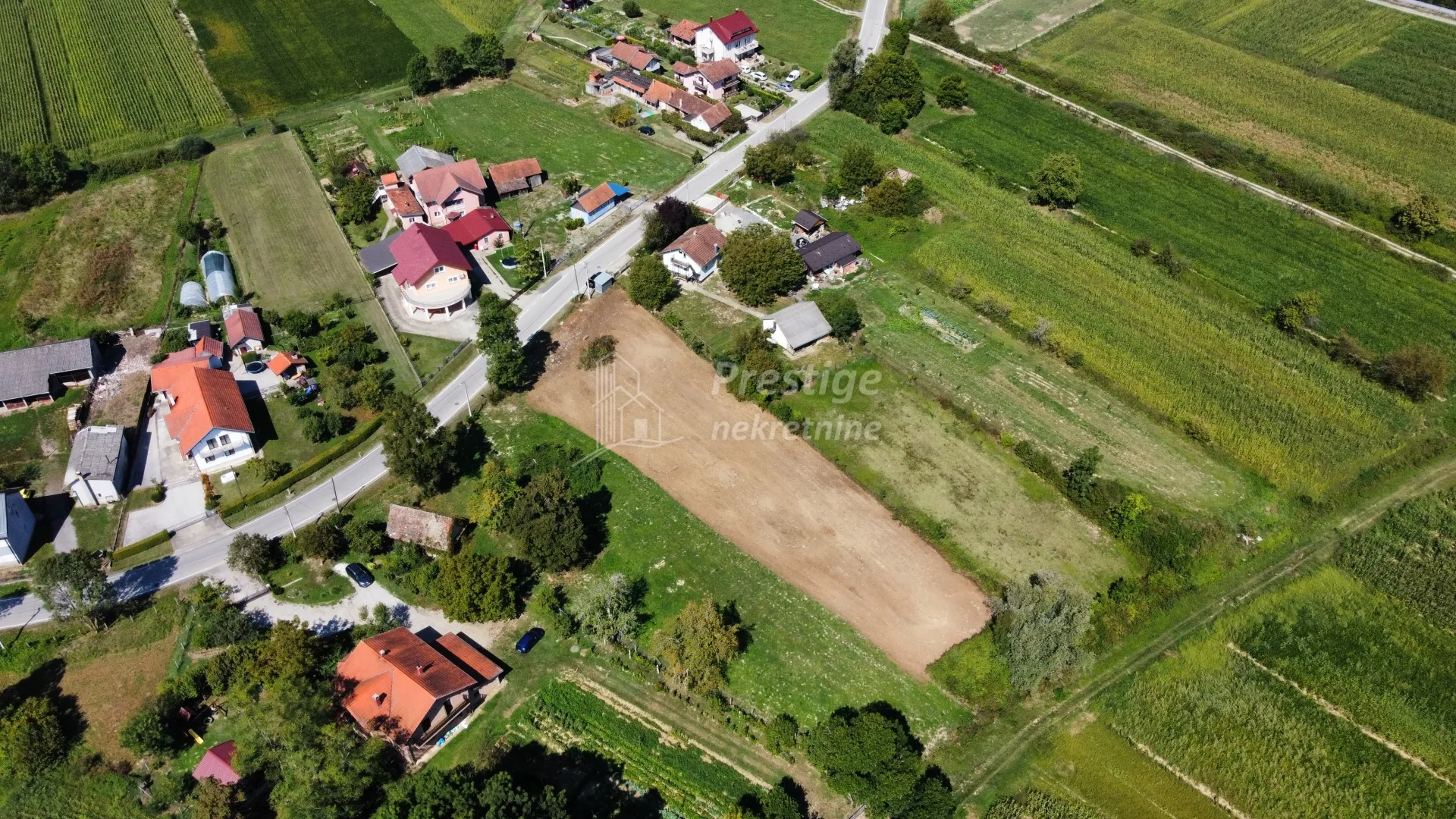 JEŽEVO, građevinsko zemljište 2392m2 - cover