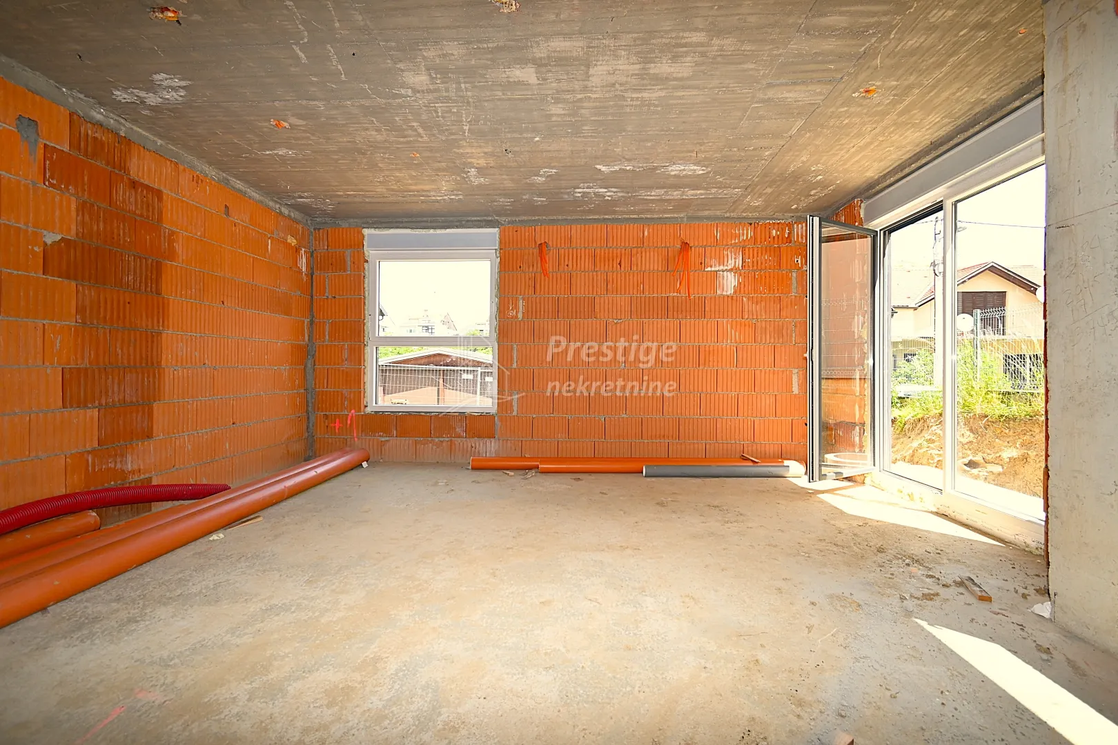 Gornji Bukovac,Salopekova ulica, zgrada sa dva stana - cover