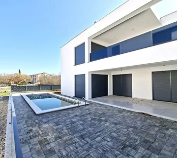 Kuća, prodaja, Malinska, Hrvatska, 180 m2, 615.000,00 EUR - Malinska, Malinska-Dubašnica