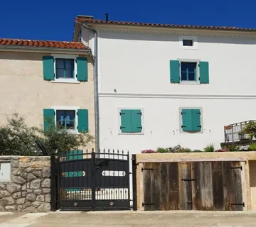 Kuća, prodaja, Malinska, Hrvatska, 249 m2, 690.000,00 EUR - Malinska, Malinska-Dubašnica