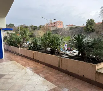 Poslovni prostor, prodaja, Grad Krk, Hrvatska, 300 m2, 900.000,00 EUR - Muraj, Krk