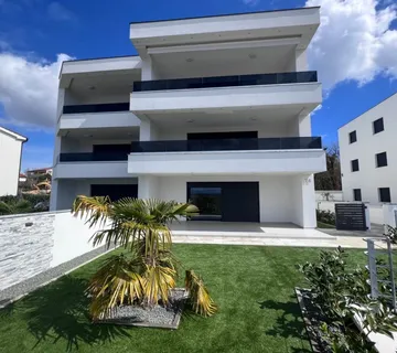 Apartman, prodaja, Malinska, Hrvatska, 144 m2, 635.000,00 EUR - Malinska, Malinska-Dubašnica