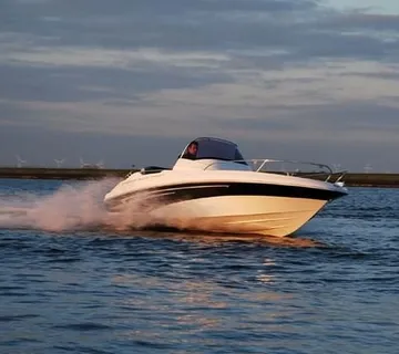 PRINCE 500 Open (s kabinom) - Makarska