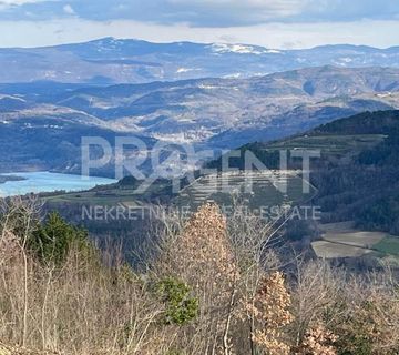 ISTRA, MOTOVUN, ZAMASK, GRAĐEVINSKO ZEMLJIŠTE, PRODAJE SE - cover