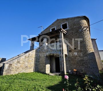 ISTRA, MOTOVUN, KAMENA KUĆA ZA UREĐENJE - cover