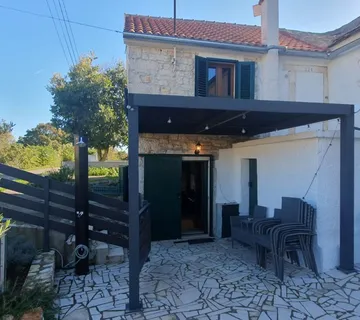 Prodaja, kamena istarska kuća 37m2, SVETI PETAR U ŠUMI, KO-123 - cover