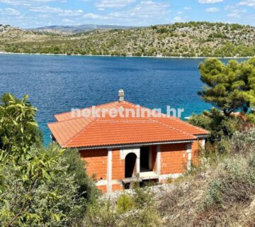 Prodaja - Kuća - Šparadići - Prvi red do mora - 364m2 + Garaža (prodaja) - cover