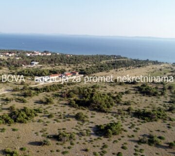 Poljoprivredno zemljište 11000 m2 na Viru, Zadar *POGLED MORE*  (ID-1870) - cover