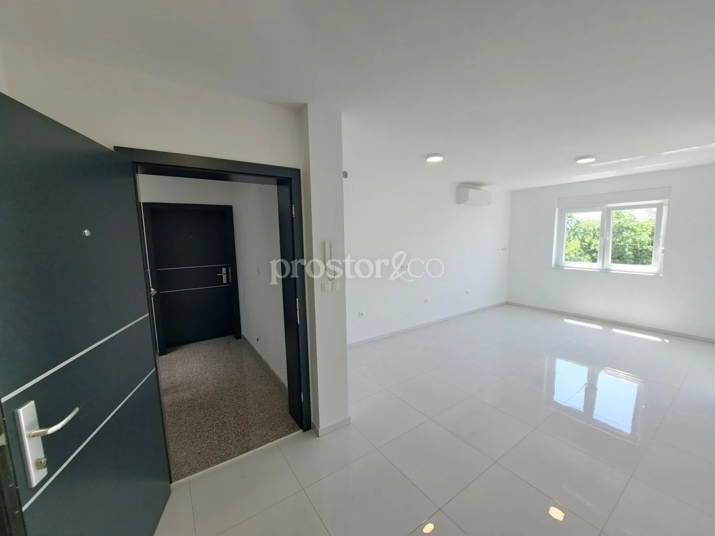 Amartman 55m2, Crikvenica 150m od mora S4 - cover