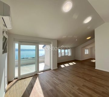 Crikvenica,Stan 110 m2 s terasama i pogledom na more - cover