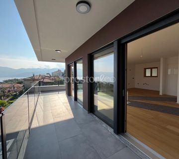 Luksuzni penthouse s terasom i pogledom, Kantrida Rijeka - cover