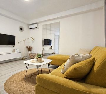Pula, Arena, potpuno renovirani stan u blizini Arene 2SS+DB, 67m2 #prodaja - cover