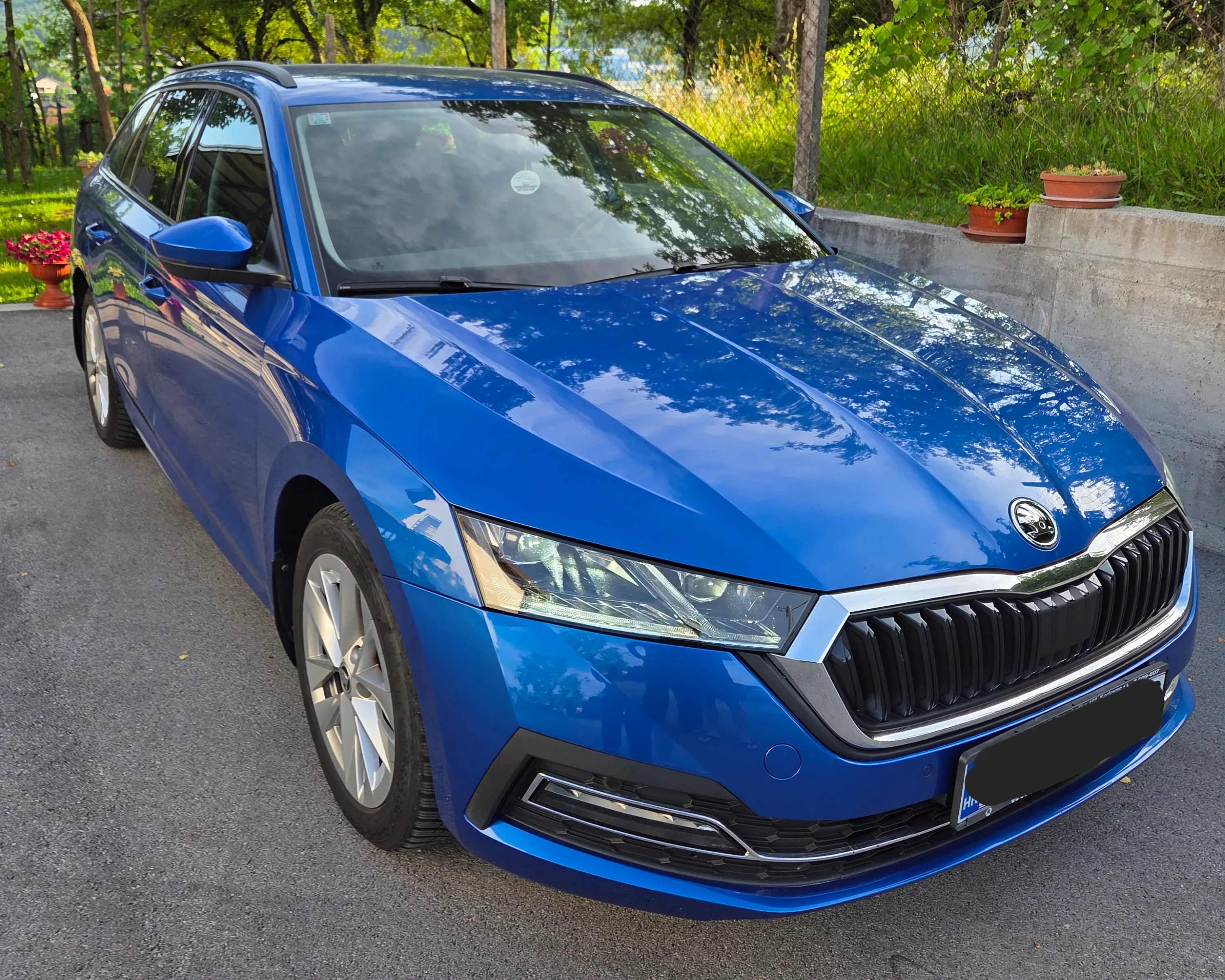 Škoda octavia karavan 2.0 style - cover