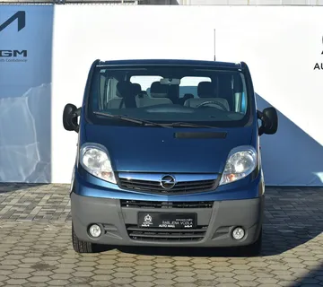 Opel Vivaro 2.0 CDTI - cover