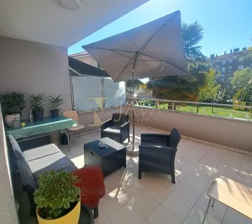 Hosti, komforan stan sa okućnicom (prodaja) - cover