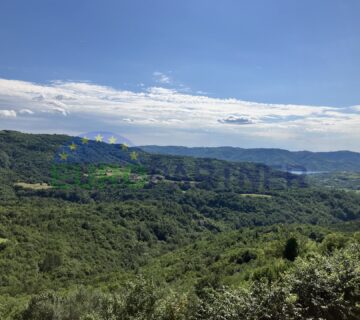 Stara kamena kuća u srcu Istre - cover