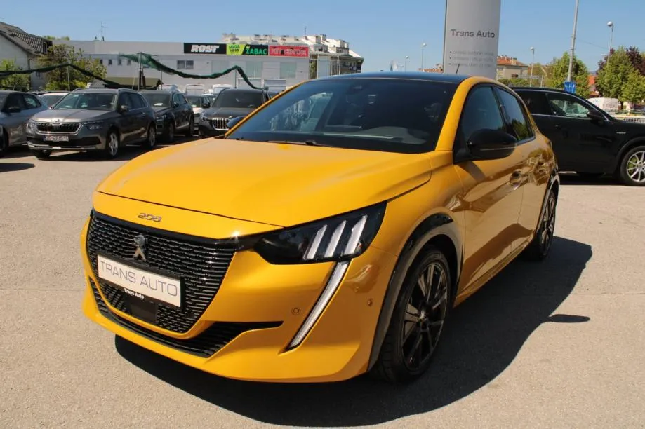 Peugeot 208 1.2 130ks GT Line AUTOMATIK *PANORAMA,LED,KAMERA* - cover