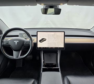 Tesla Model 3 DUAL MOTOR automatik - cover