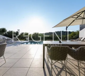 Murter - Luksuzna vila s panoramskim pogledom na more - cover