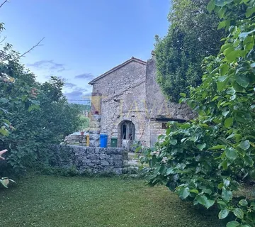 Kuća 134 m2 +okućnica 858 m2 (prodaja) - cover