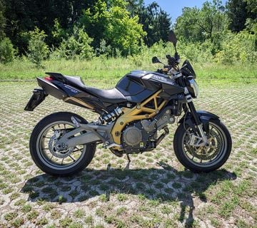 Aprilia Shiver 750 - cover