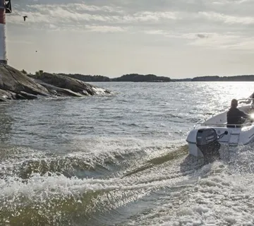 YAMAHA IZVANBRODSKI MOTOR F40FETS - cover