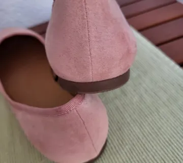 Roza balerinke vel. 39 "H&M" - cover