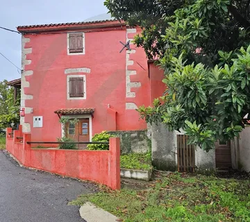 MOTOVUN - KUĆA SA KONOBOM - cover