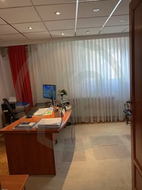 MALEŠNICA 2-etažni stan 111,72 m2, moguća prenamj. u 2 stamb. jedinice - cover