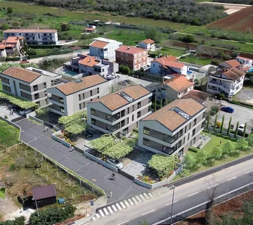 Stan: 115 m2 3S+DB FAŽANA - cover