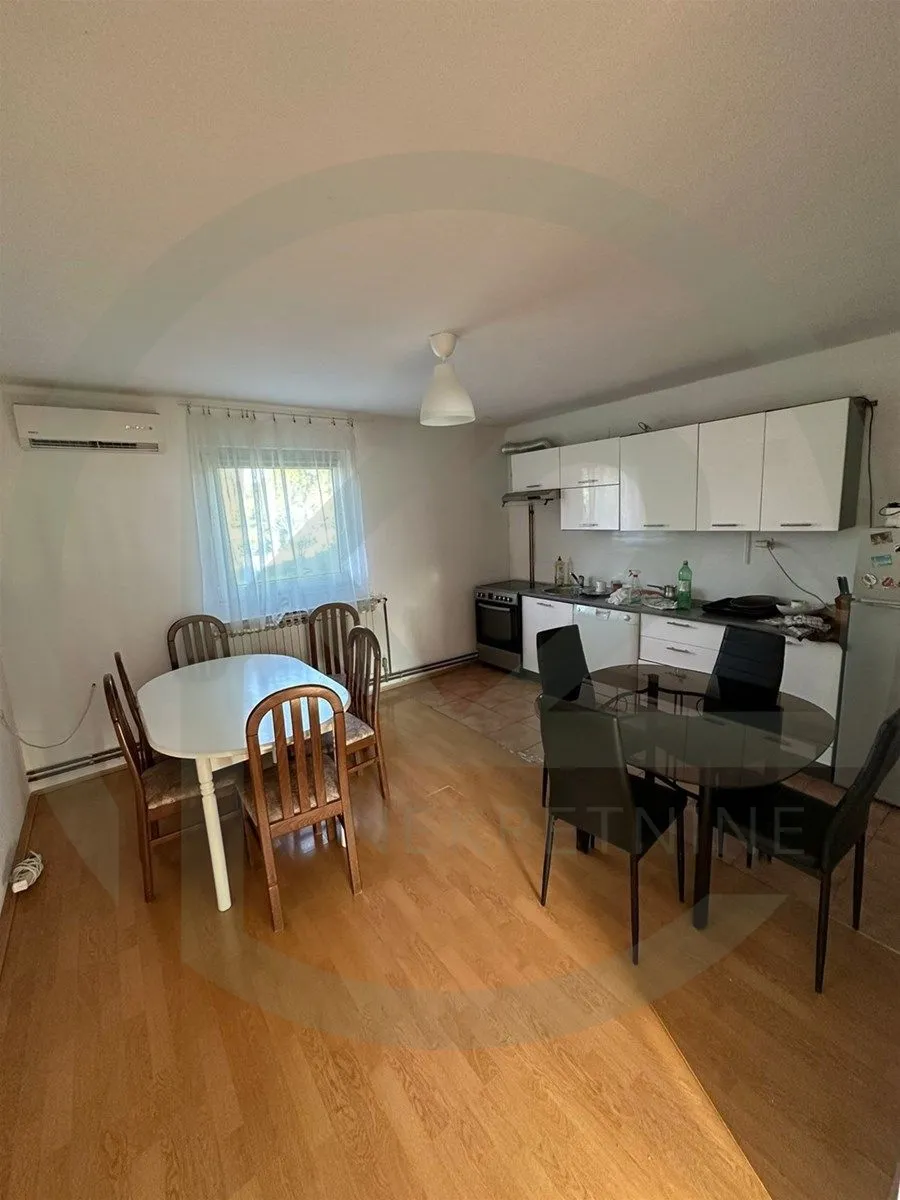 Dugo Selo, najam za 10-13 osoba, uredno, blizina obilaznice!! - cover